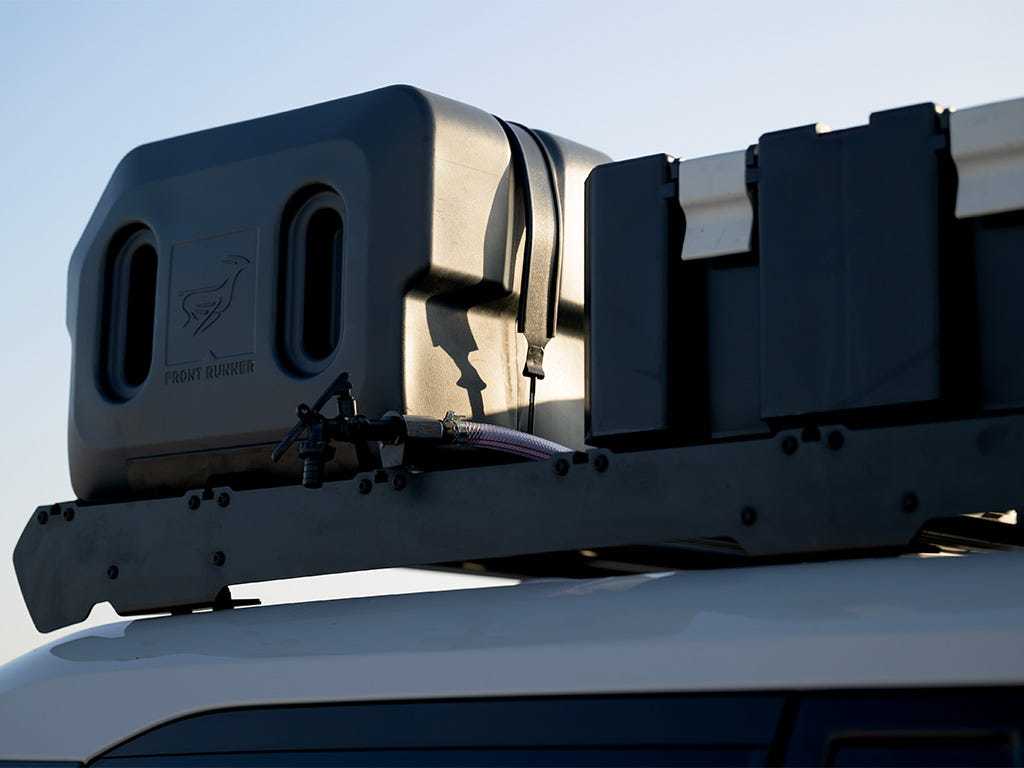 Pro Water Tank With Mounting System / 42L