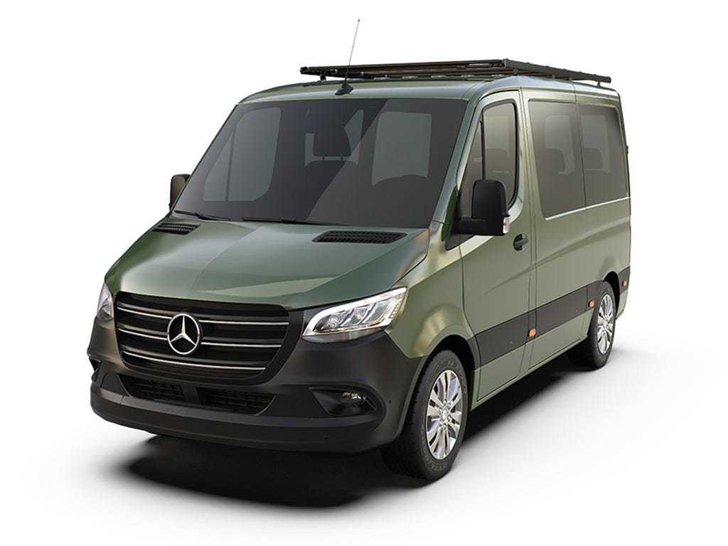 Mercedes-Benz Sprinter (L1H1/128in SWB/Standard Roof) (2006-Current) Slimpro Roof Rack Kit