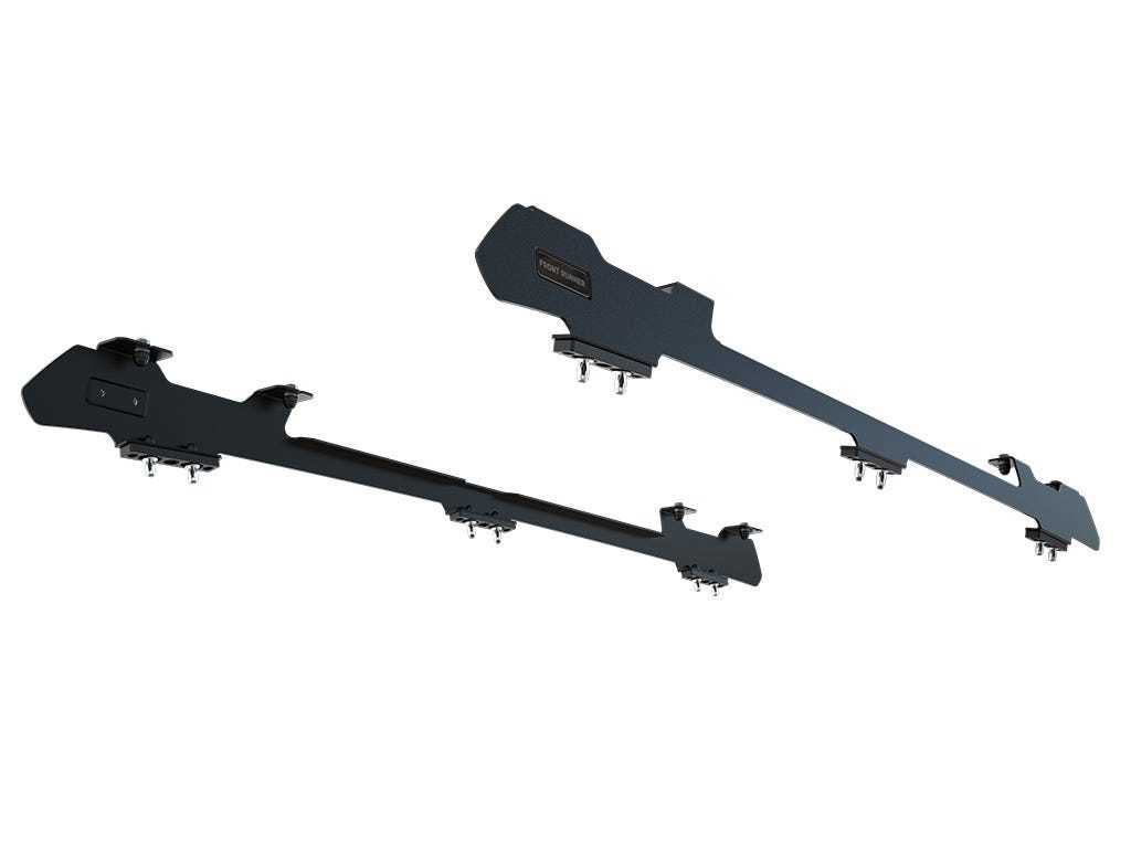 Chevrolet Silverado/GMC Sierra 1500/2500/3500 Crew Cab (2014-2018) Foot Rails