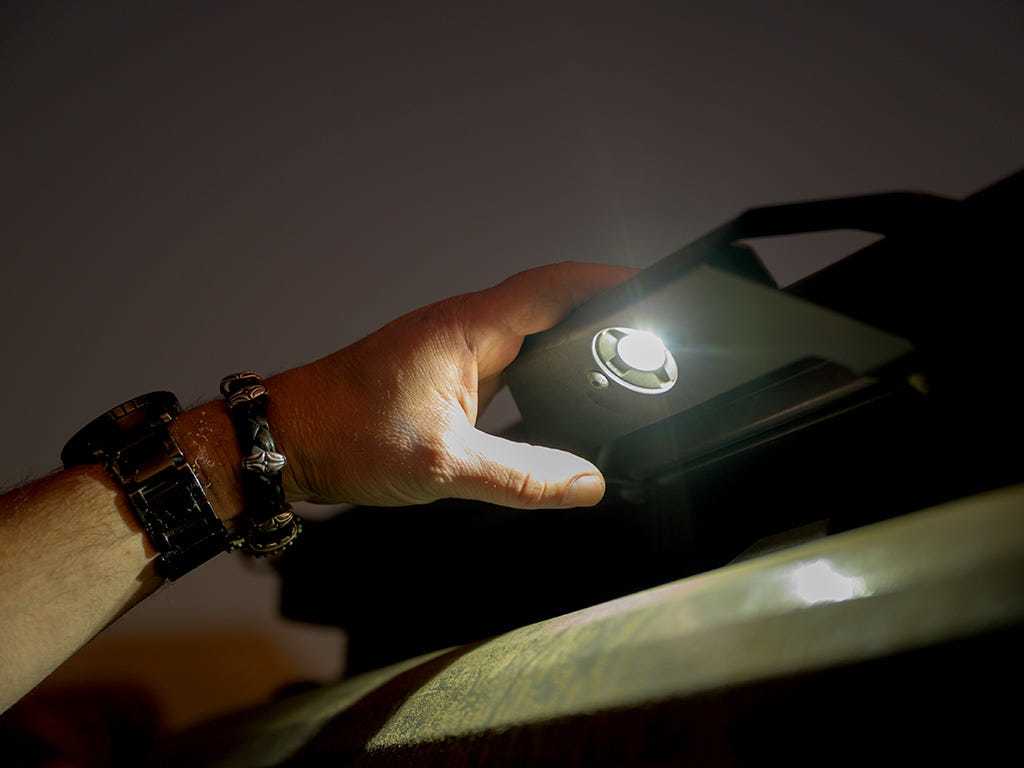 Soporte para baca Slimline II mango/luz