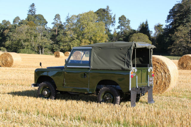 Full Hood No Side Windows in Sand Colour