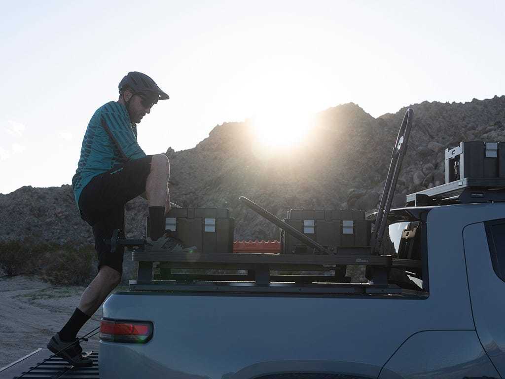 Rivian R1T (2022-Current) Slimline II Load Bed Rack Kit