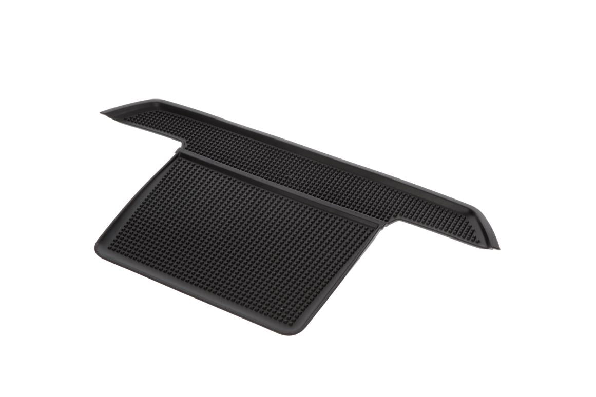 Rubber mat between aerators