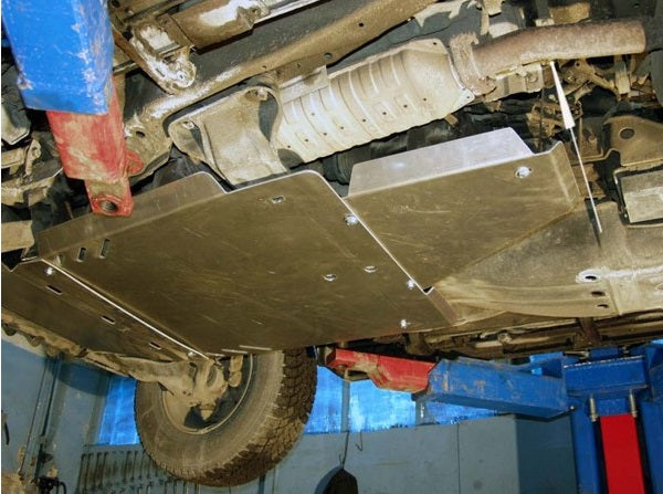 Transfer box and transmission case skid plate steel 2,5mm