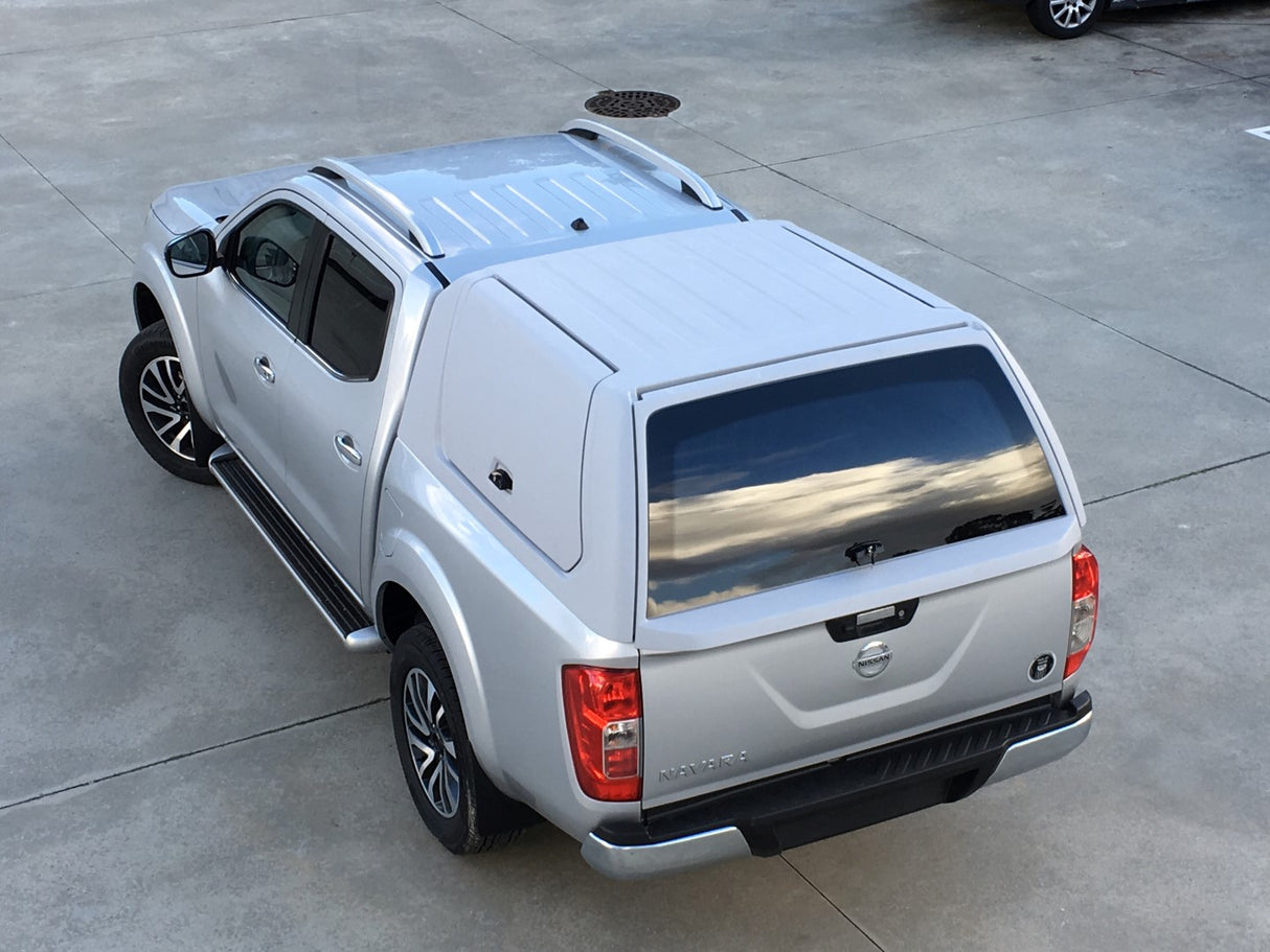 Hardtop with side and rear windows