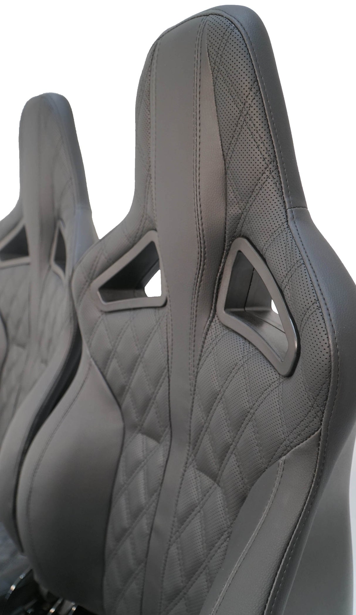 Elite Sports Seat - Diamond Black - with Heating and Black Stitching - Pair