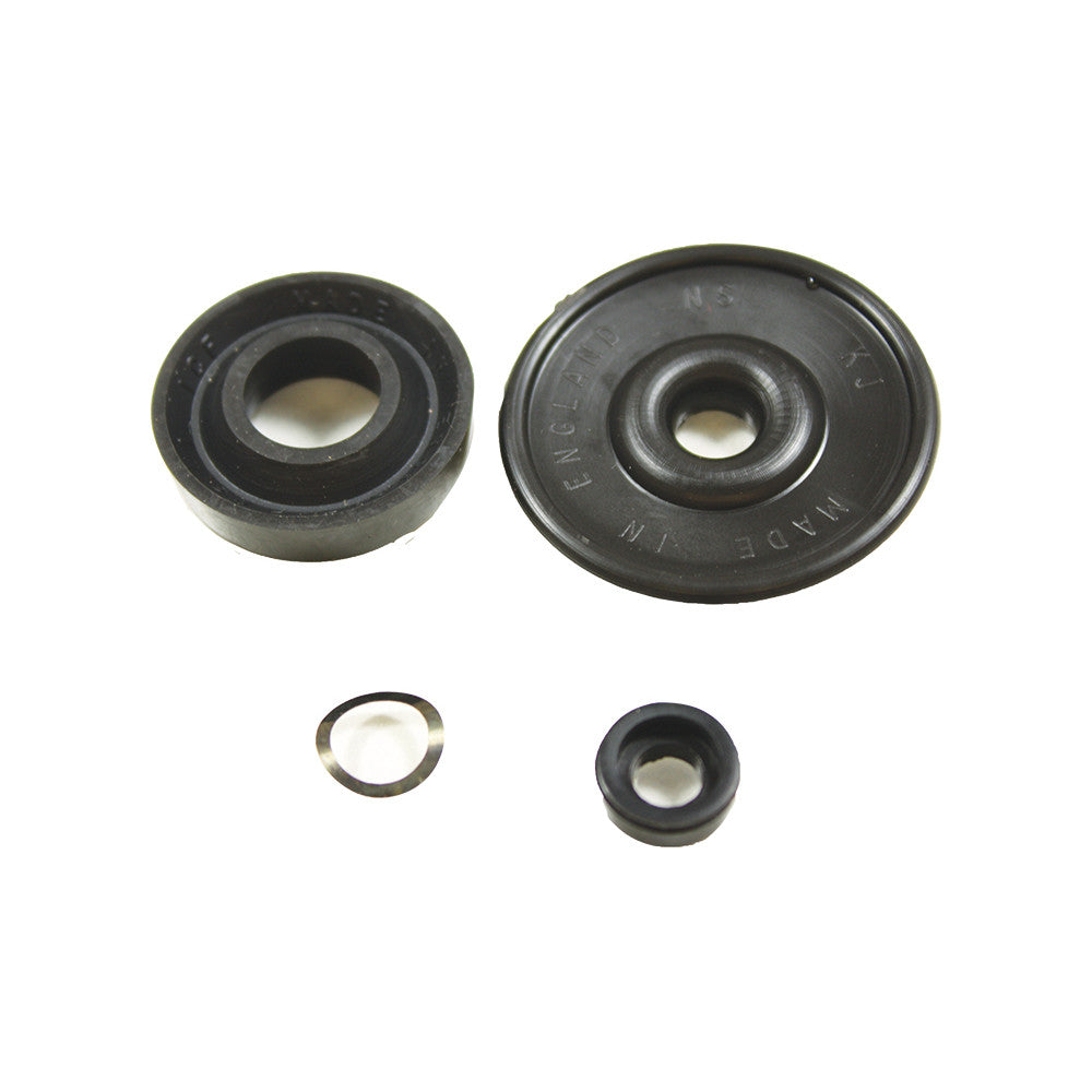 ewsgv様　4点セット Land Rover Parts: Brakes - Master Cylinder and Servo