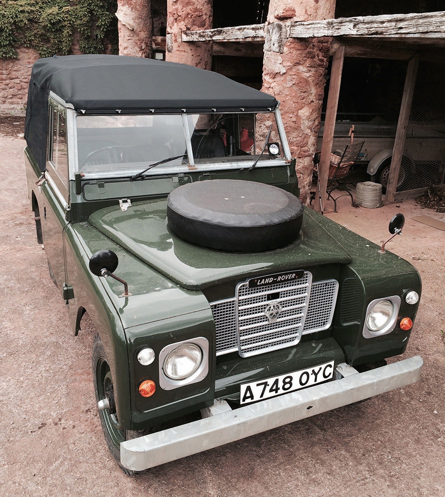 Hood Full Black R/W 88