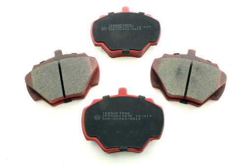 Brake pads with clips