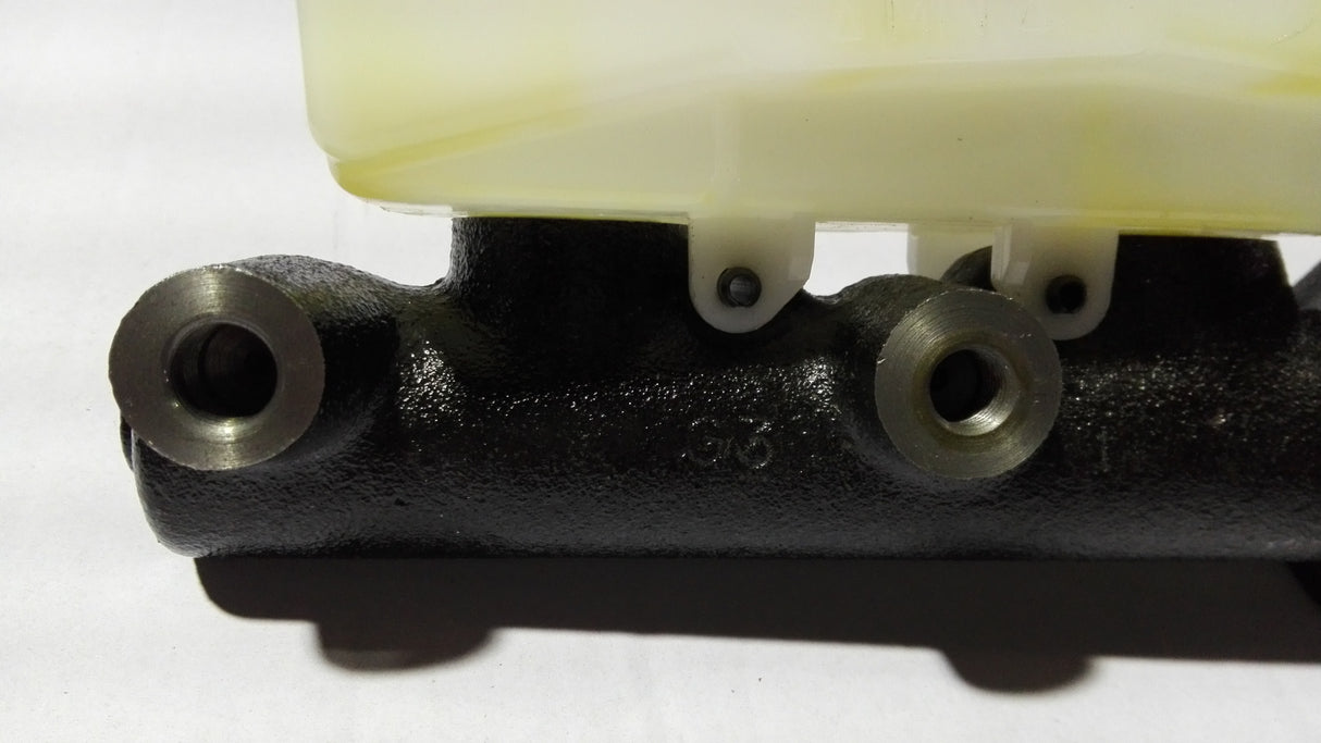 Brake Master Cylinder (with Reservoir)