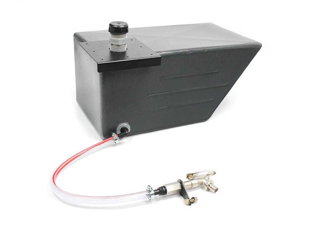 Land Rover Defender 110 Tdi / Td5 (1983-2006) / 2.8/ V8 Water Tank / 36 L