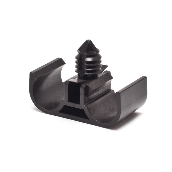 Clip - fuel pipe securing