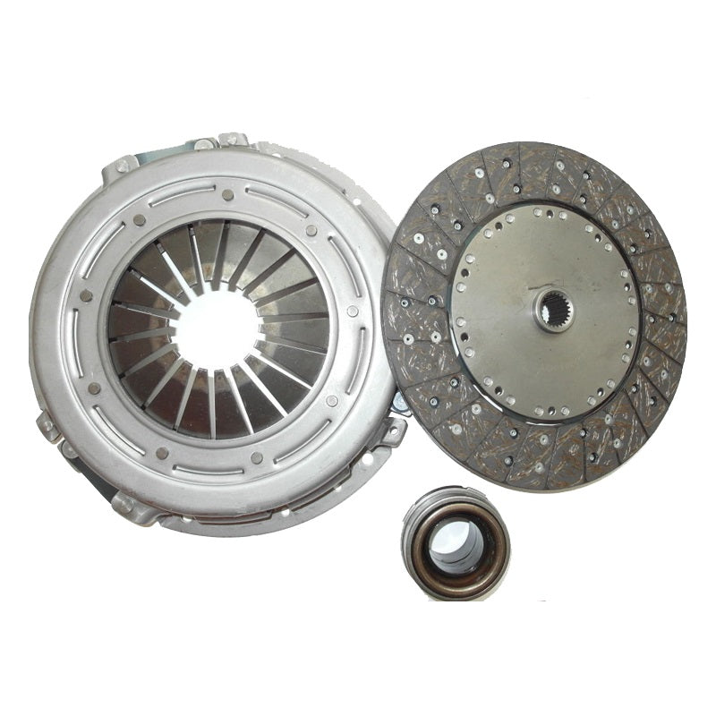 Clutch kit includes bearing