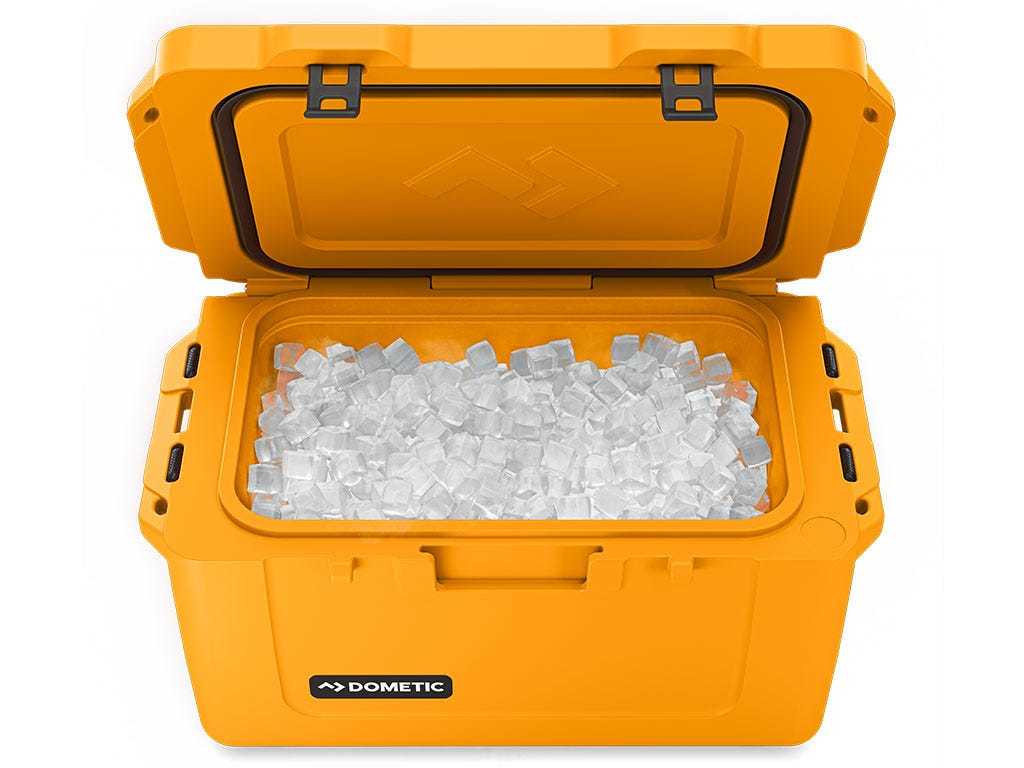 Dometic Patrol 35L/9.2Gal Cooler / GLOW