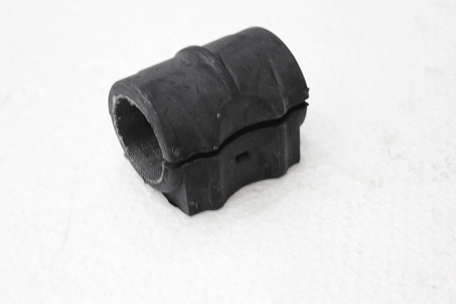 Bush - stabiliser bar - rrs 05-13