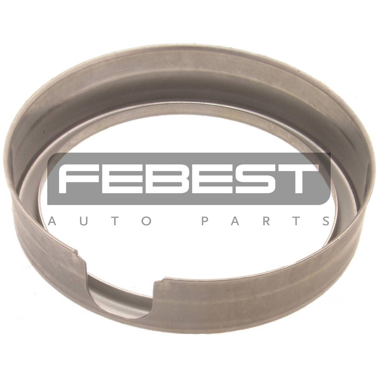 Rear wheel bearing dust deflector
