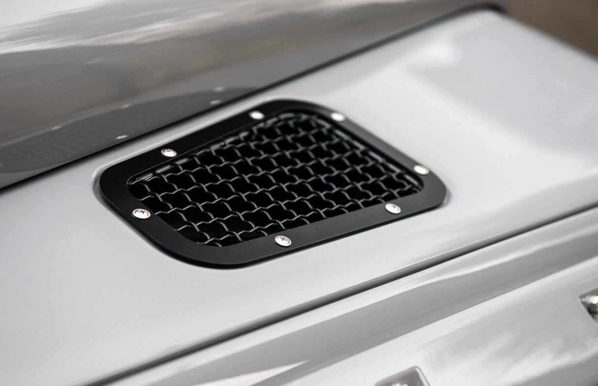 LR Defender Wing Top Bonnet Vent (Pairs)