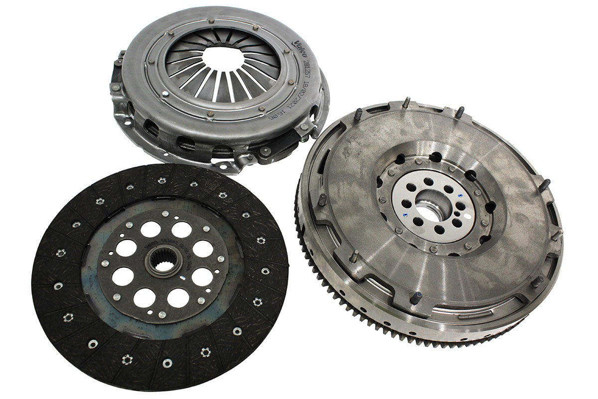 TD5 Clutch and Dual Mass Flywheel Assembly - Bearing Not Included - VALEO