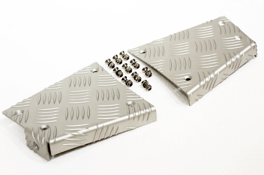 3mm Rear Corner Chequer Plate Kit - Silver - Defender 90