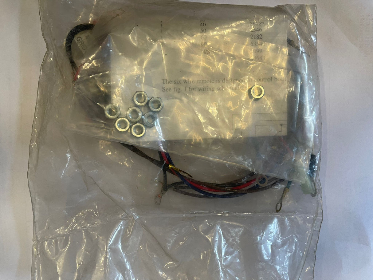 Female Plug 9.5ti w/ 6 Outlets