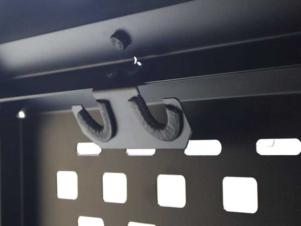Fridge Cage / Medium