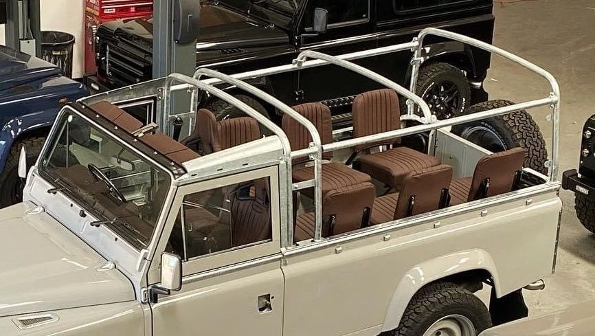 Galvanized Hood Sticks - Heavy Duty - For Defender 110 - 3 Doors - AG PARTS
