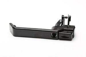 Handle Assy Front RH Gloss BLK