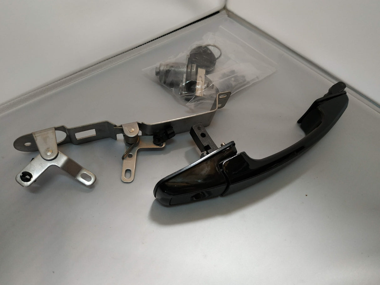 Exterior Handle Lock Compatible With Oe Remote Locking