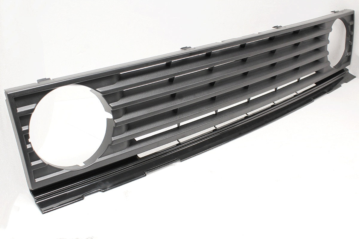 Grille front horizontal