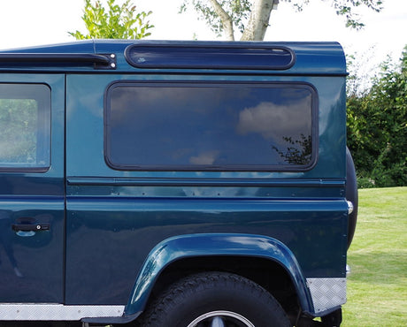 FIXED SIDE WINDOWS FOR DEFENDER 200TDI/300TDI & TD5 (3 TINTS) - PAIR - Dark (70%)