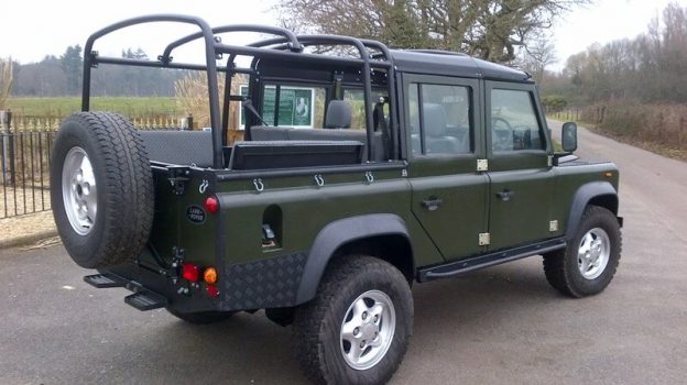 Black Hood Sticks - Heavy Duty - For Defender 110 - 5 Doors - AG PARTS
