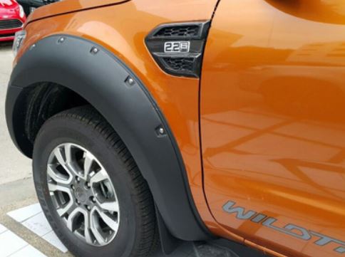 Kit Aletines Ford Ranger en ABS +45mm Con Sensores de Parking